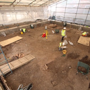 7 March 2023 - A Roman shrine beneath the Cathedral?