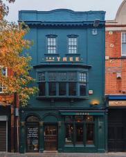 'The Tree', 99 Highcross 
Street, formerly the Haunch 
of Venison, the public house 
where the inquest was held.